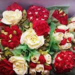 **NEW** Christmas Wicker Cupcake Basket!